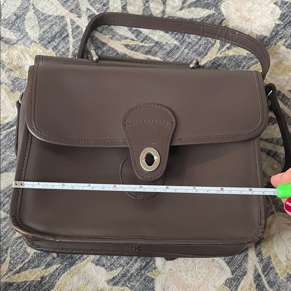 Brown Leather Bag Crossbody Top Handle Silver Accents Like New Flap Turn lock - Picture 13 of 15